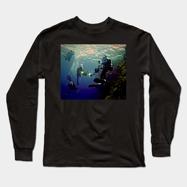 COUSTEAU EN COLEUR Long Sleeve T-Shirt by dumbodancer